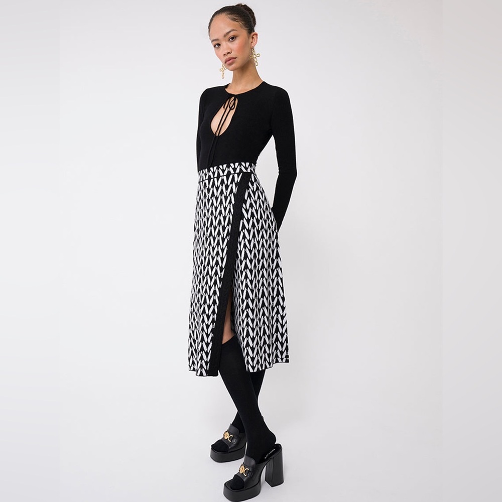 JoosTricot Black Ecomerino Wool Long Sleeve Keyhole Seed Stitch Top EUC Size XS - Picture 4 of 12